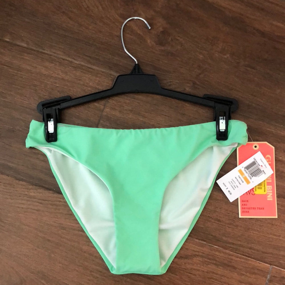 Gianni Bono Swim Bottoms Size Small.